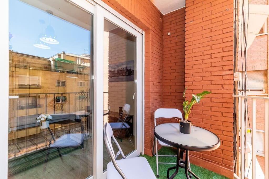 Modern Apartment Close To The City Center And Alhambra Granada Exterior photo