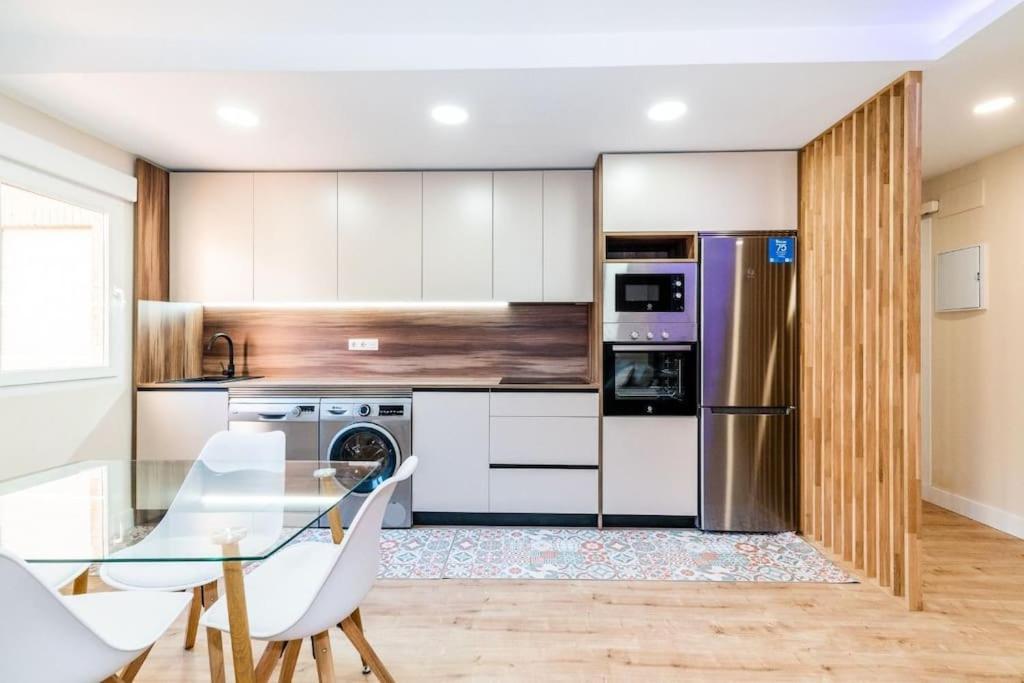 Modern Apartment Close To The City Center And Alhambra Granada Exterior photo